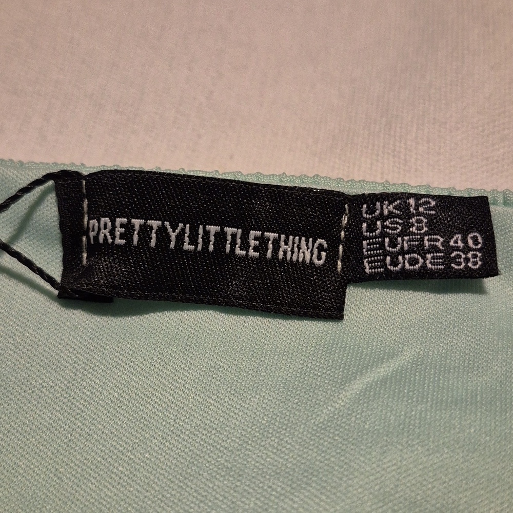 PrettyLittleThing women's size 8 mint green micro crop waffle texture lined NWT - Picture 3 of 4